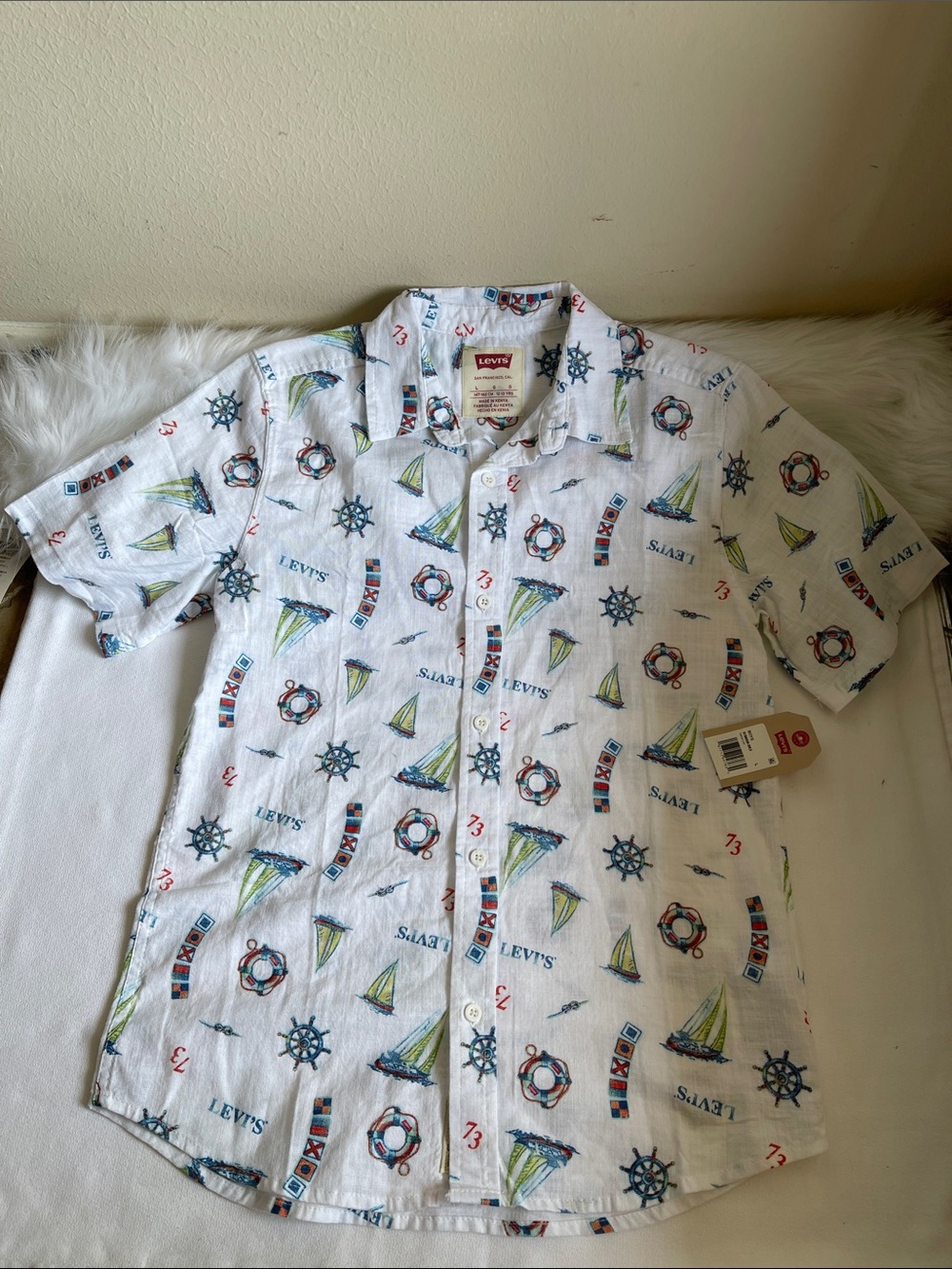Levi's Boys White Short-Sleeve Nautical Print Button-Down Shirt Size Large. NWT.